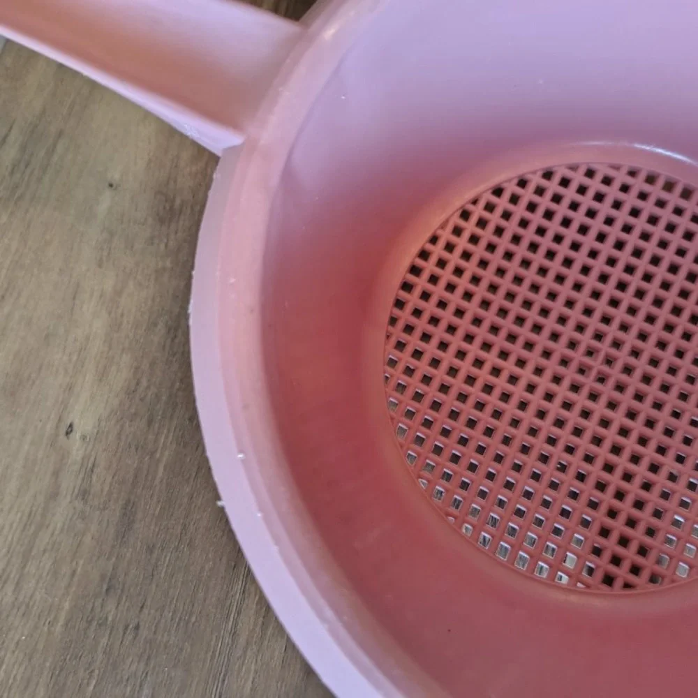 Vtg Pink Colander Strainer Bowl With Handle MCM Plastic Retro Kitchen Merrymaid